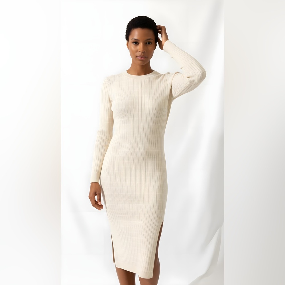 0091 GAP Ivory Long Sleeve Sweater Dress